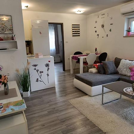 Apartments Mary & Free Parking Rovinj Phòng bức ảnh