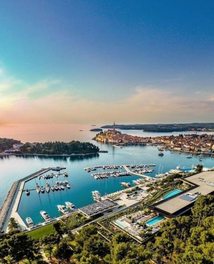 Apartments Mary & Free Parking Rovinj Ngoại thất bức ảnh