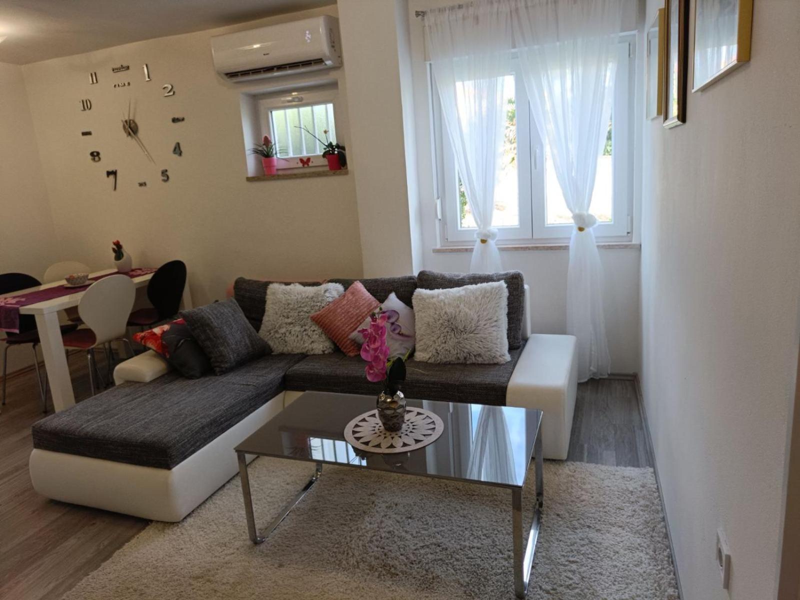 Apartments Mary & Free Parking Rovinj Phòng bức ảnh